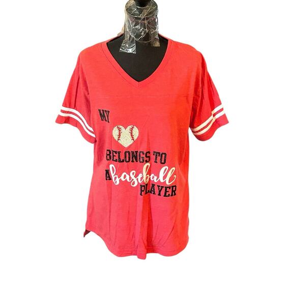 MY‎ HEART BELONGS TO A BASEBALL PLAYER Women's V-Neck XL T-Shirt - Picture 1 of 5
